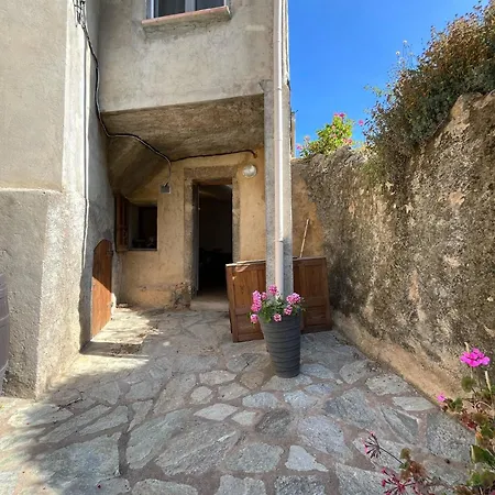 De Village Proche De La